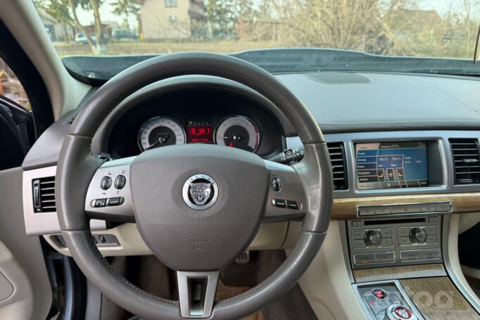 Jaguar XF X250 Sedan 4-doors