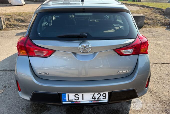 Toyota Auris 2 generation Hatchback 5-doors
