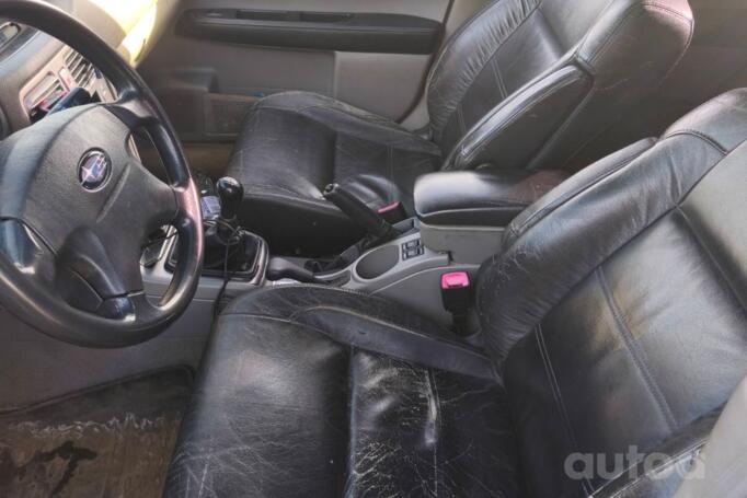 Subaru Forester 2 generation Cross Sports crossover 5-doors