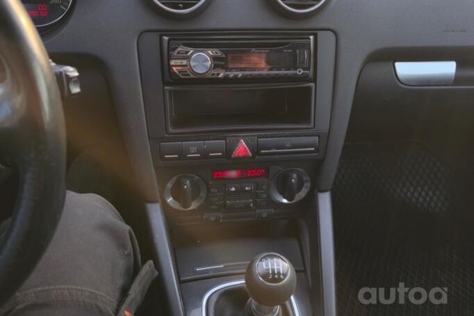 Audi A3 8P Hatchback 3-doors