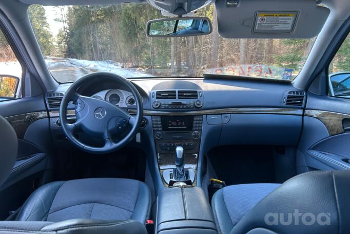 Mercedes-Benz E-Class W211/S211 wagon 5-doors
