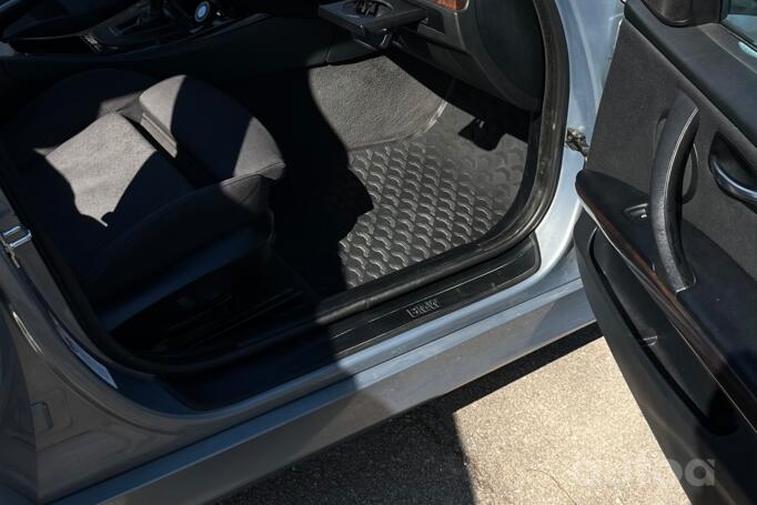 BMW 3 Series E90/E91/E92/E93 Sedan