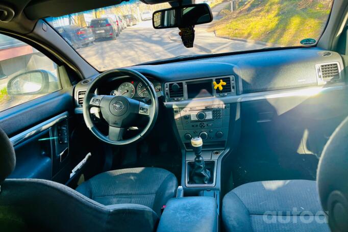 Opel Vectra C [restyling] wagon 5-doors