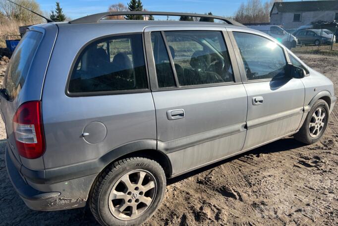 Opel Zafira A [restyling] Minivan 5-doors