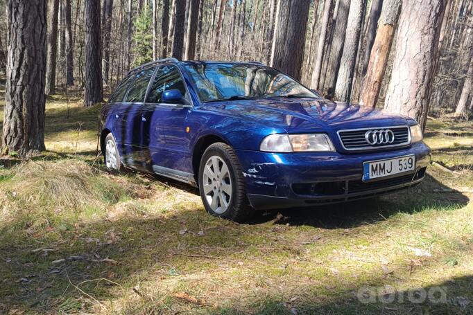 Audi A4 B5 Avant wagon 5-doors