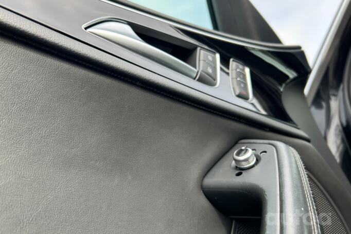 Audi A6 4G/C7 Allroad quattro wagon 5-doors