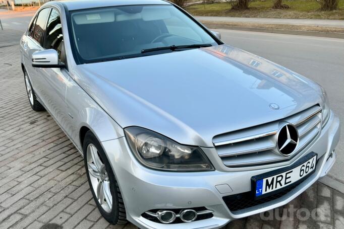 Mercedes-Benz C-Class W204/S204/C204 [restyling] Sedan 4-doors