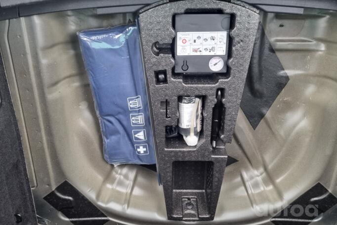 Skoda Karoq 1 generation Crossover