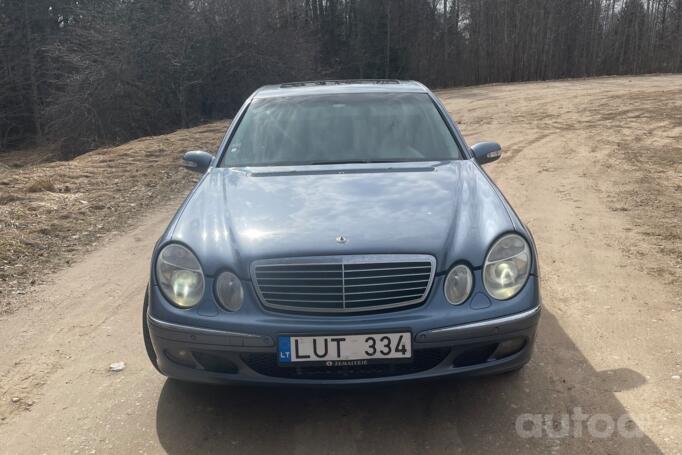 Mercedes-Benz E-Class W211 Sedan