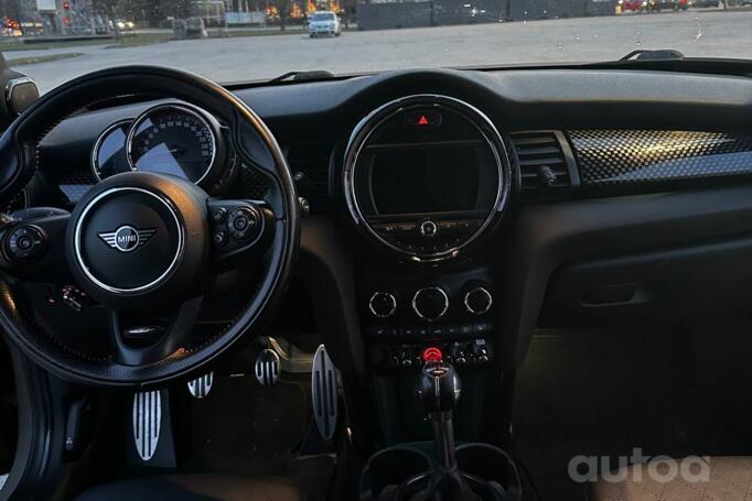 Mini Cooper S F56 [restyling] Hatchback 3-doors
