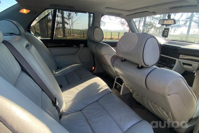 BMW 7 Series E32 Sedan