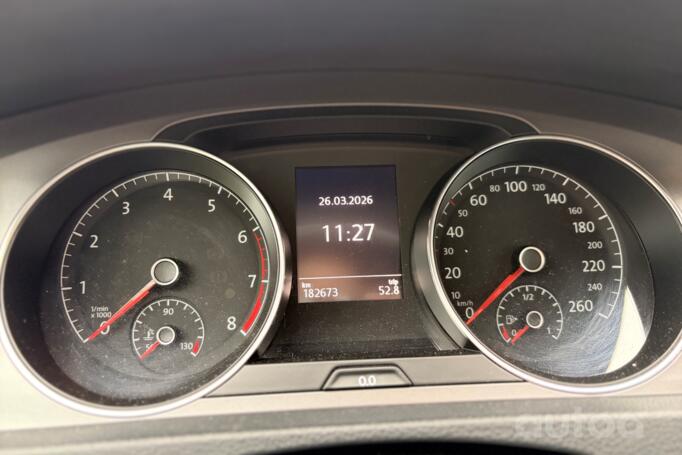 Volkswagen Golf 7 generation Variant wagon 5-doors