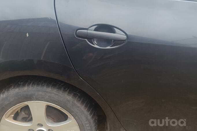 Toyota Auris 2 generation Hybrid hatchback 5-doors