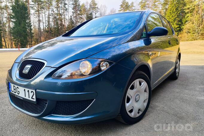 SEAT Toledo 3 generation Hatchback