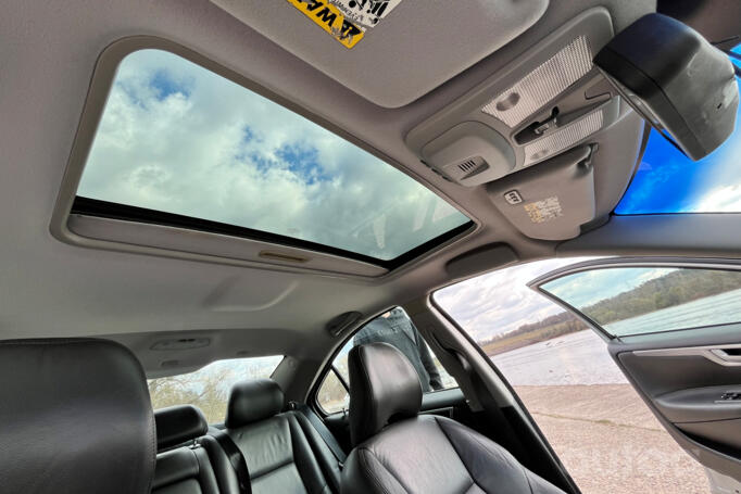 Volvo S60 1 generation [restyling] Sedan