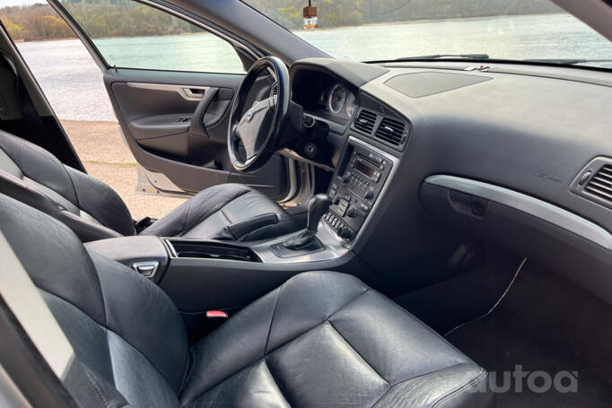 Volvo S60 1 generation [restyling] Sedan