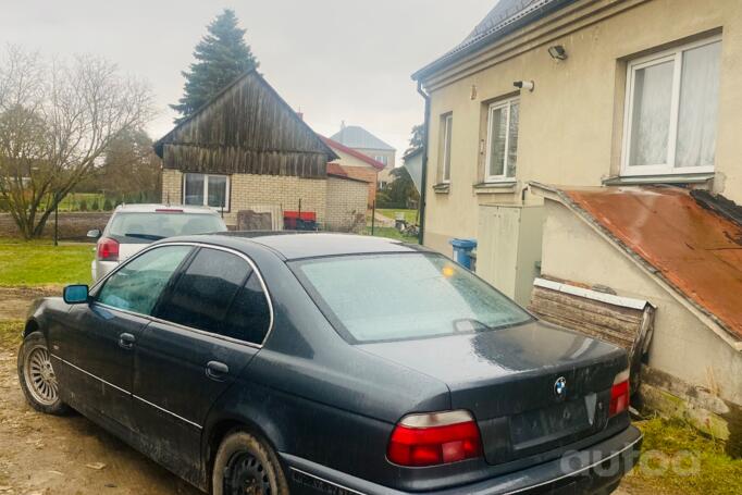 BMW 5 Series E39 Sedan 4-doors