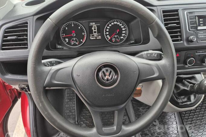 Volkswagen Transporter T6 Kombi minivan 4-doors