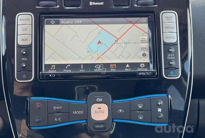 Nissan Leaf 1 generation Hatchback