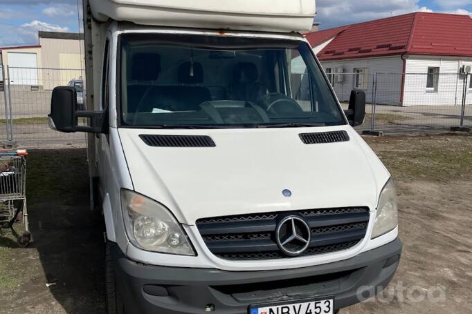 Mercedes-Benz Sprinter Second generation