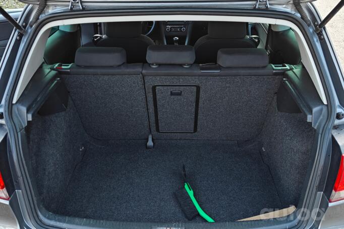 Volkswagen Golf 6 generation Hatchback 3-doors