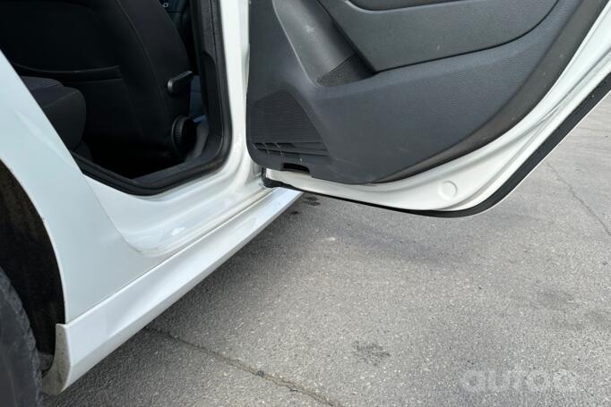 Volkswagen Golf 6 generation Hatchback 5-doors