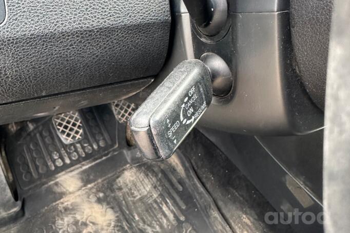 Volkswagen Passat B6 wagon 5-doors