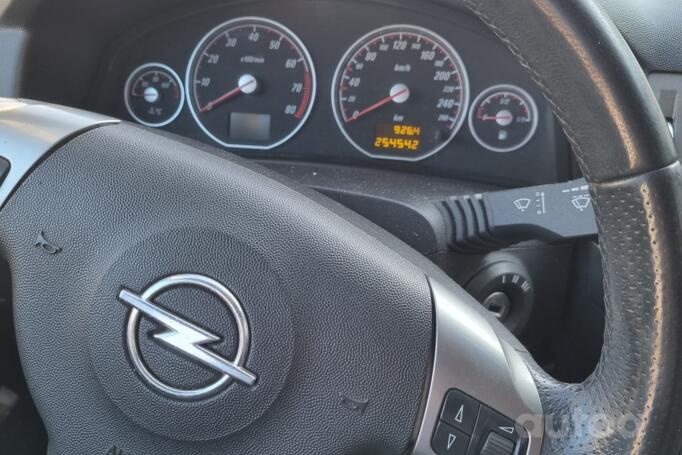 Opel Signum C Hatchback