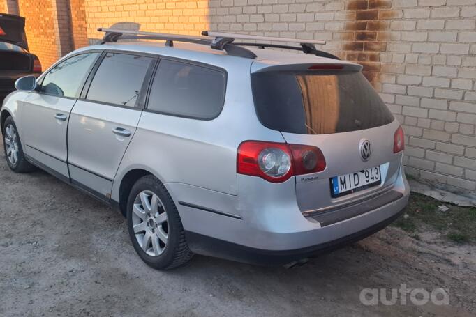 Volkswagen Passat B6 wagon 5-doors