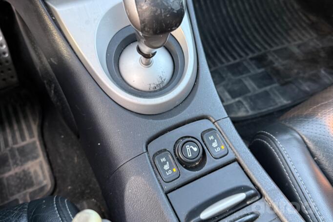 Honda Civic 8 generation Hatchback 5-doors