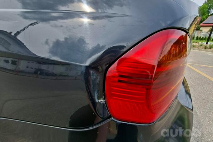 BMW 3 Series E90/E91/E92/E93 Sedan