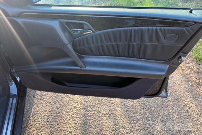 Mercedes-Benz E-Class W210 Sedan