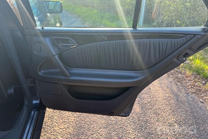 Mercedes-Benz E-Class W210 Sedan