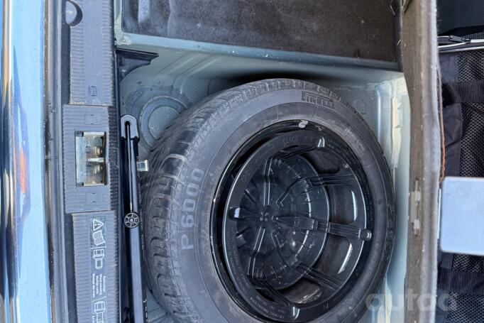 Mercedes-Benz E-Class W210 Sedan