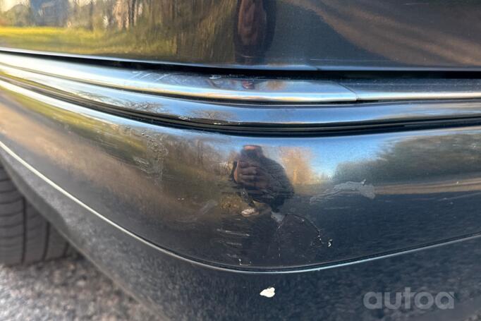 Mercedes-Benz E-Class W210 Sedan