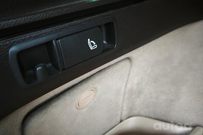 Volkswagen Passat B7 Variant wagon 5-doors