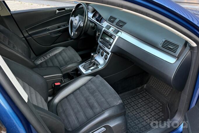 Volkswagen Passat B6 wagon 5-doors