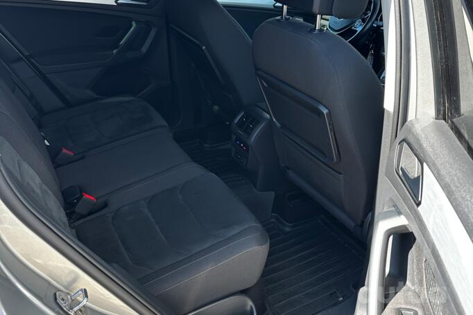 Volkswagen Tiguan 2 generation Crossover 5-doors