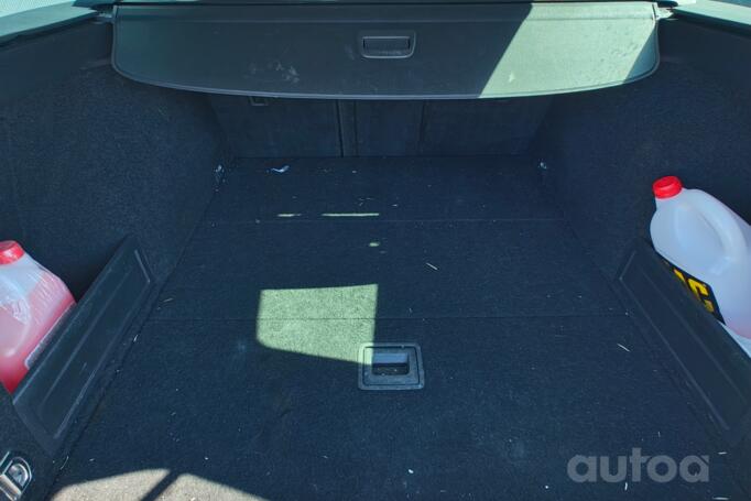 Volkswagen Passat Variant 1 generation wagon (5 doors)