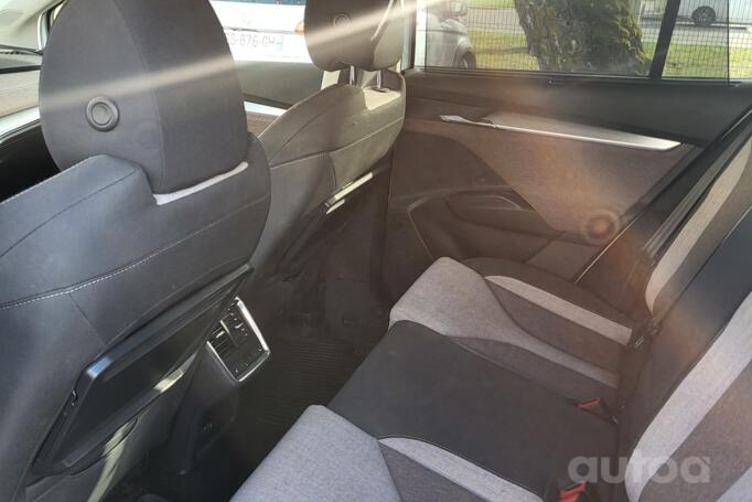 Skoda Enyaq Crossover