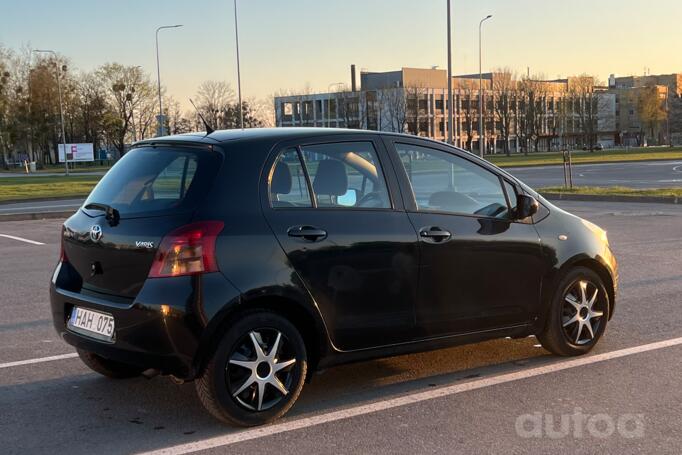 Toyota Yaris 2 generation