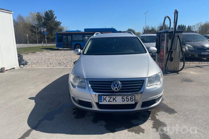 Volkswagen Passat B6 wagon 5-doors