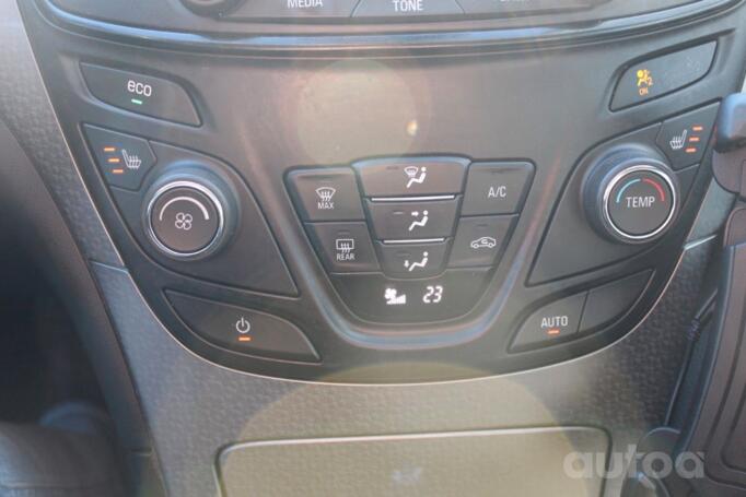 Opel Insignia A [restyling] Sports Tourer wagon 5-doors