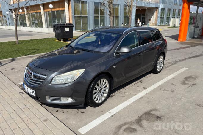 Opel Insignia A Sports Tourer wagon 5-doors