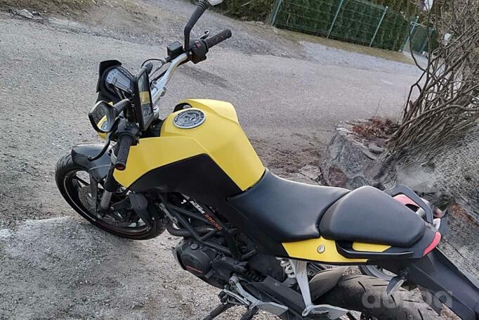 KTM Duke