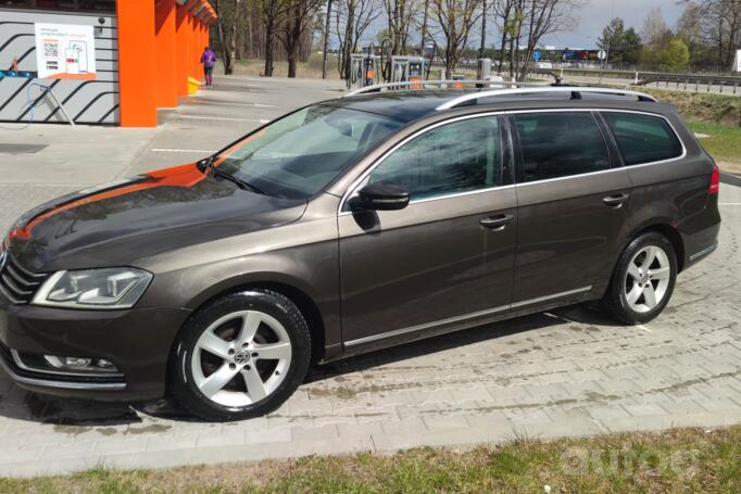Volkswagen Passat B7 Variant wagon 5-doors