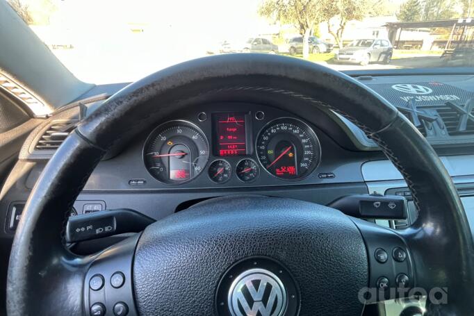 Volkswagen Passat B6 Sedan 4-doors