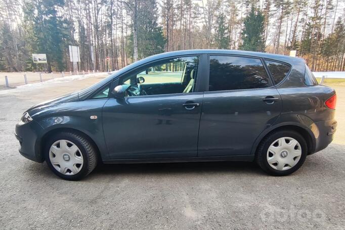 SEAT Toledo 3 generation Hatchback