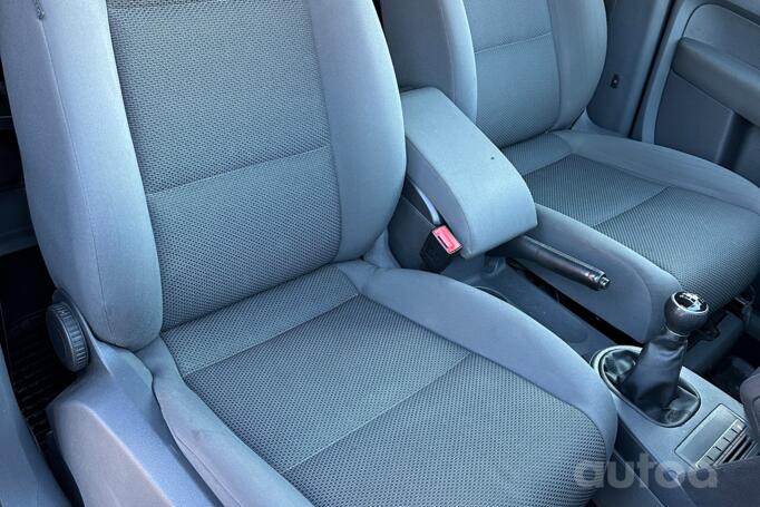 Volkswagen Touran 1 generation [2th restyling] Minivan