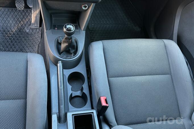 Volkswagen Touran 1 generation [2th restyling] Minivan